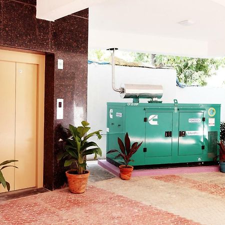 Jasmine Park Aparthotel Chennai Exteriör bild
